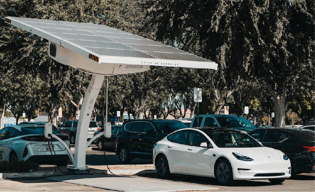 Solar Joyrides: Can Solar Panels and Electric Vehicles Possibly Make A Perfect Pair?